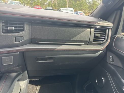 Used 2022 Ford Expedition Max Limited image 49