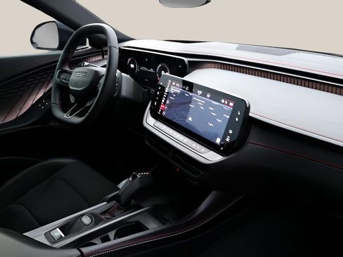 Used 2024 Dodge Charger R/T Scat Pack w/ Plus Group image 16