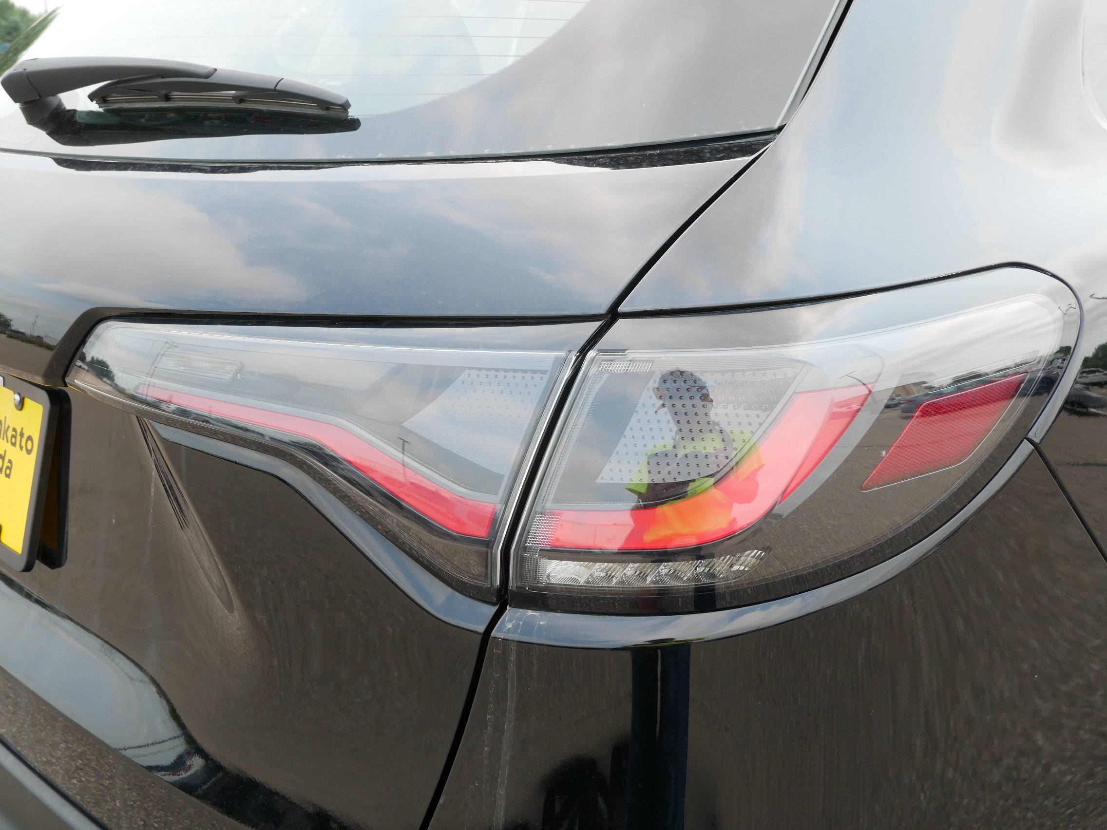 Certified 2025 Honda HR-V LX image 17