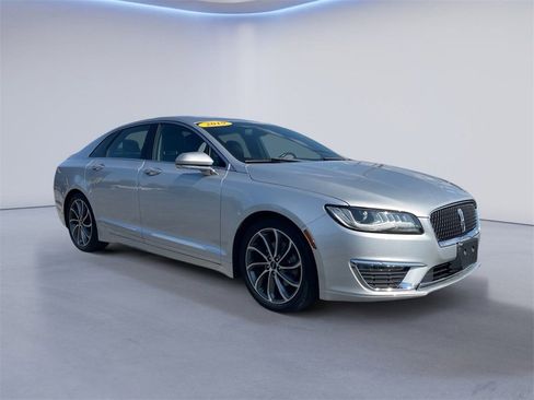 Used 2019 Lincoln MKZ Reserve w/ Reserve Plus Package image 29