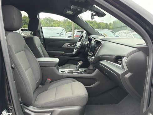 Used 2023 Chevrolet Traverse LT AWD/4WD image 20