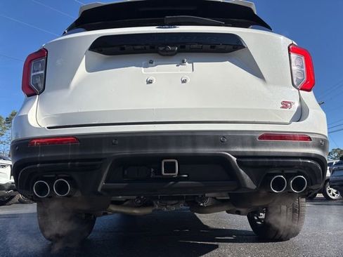 Used 2020 Ford Explorer ST w/ ST Street Pack image 6