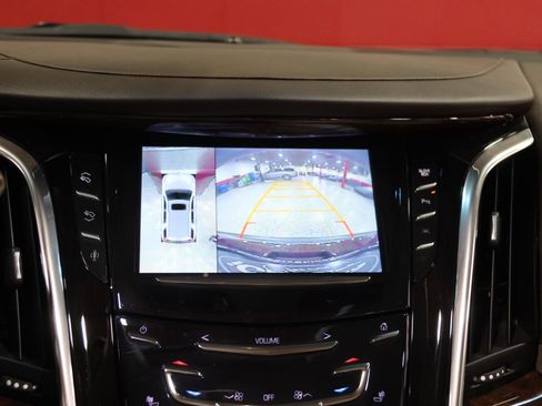 Used 2016 Cadillac Escalade Luxury AWD/4WD image 72