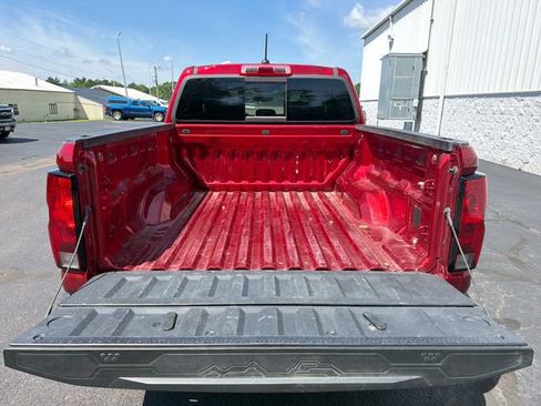 Used 2024 Chevrolet Colorado Trail Boss w/ Advanced Trailering Package AWD/4WD image 5