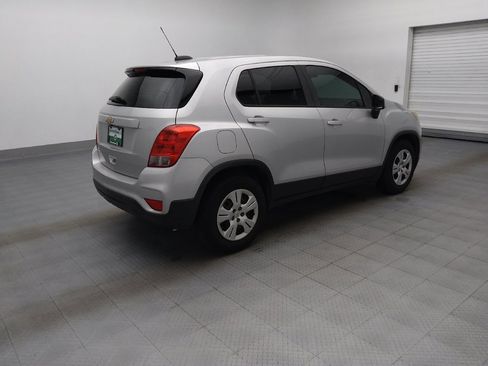 Used 2019 Chevrolet Trax LS FWD image 10