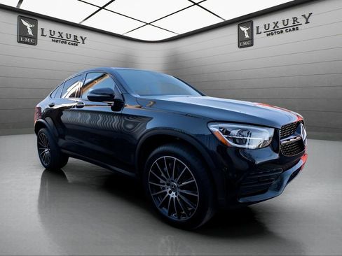 Used 2023 Mercedes-Benz GLC 300 4MATIC Coupe image 1