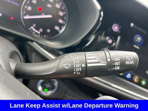 Used 2023 Buick Envision Essence FWD image 24