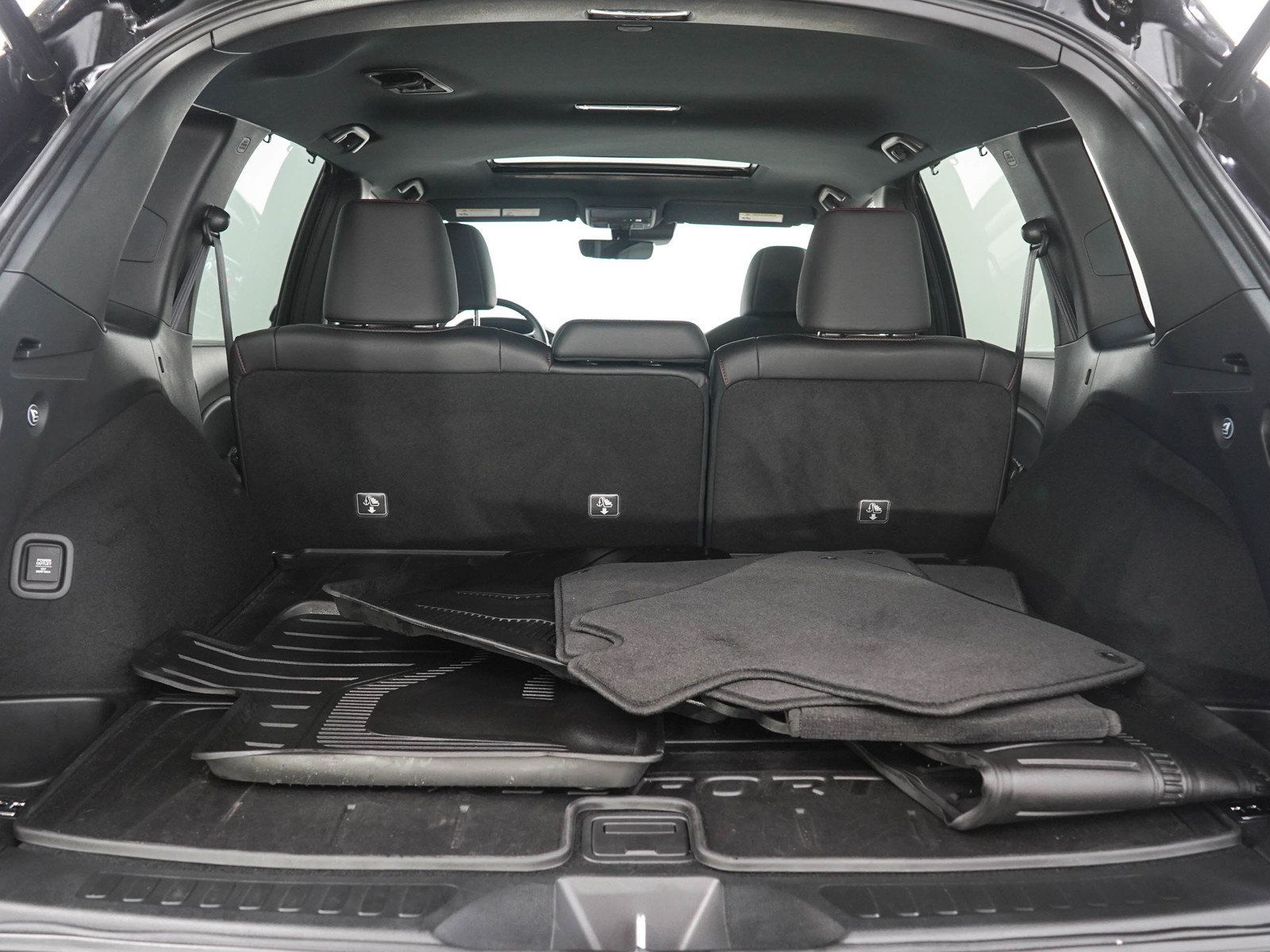 Used 2024 Honda Passport Black Edition image 9