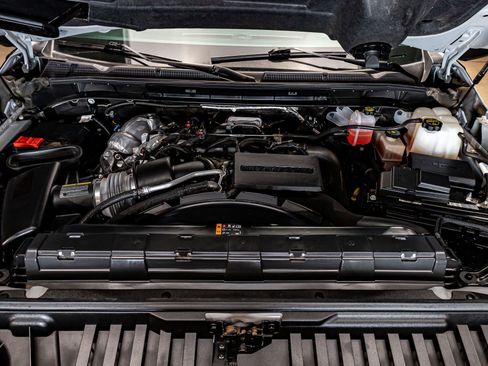 Used 2024 GMC Sierra 3500 AT4 w/ AT4 Premium Plus Package image 29