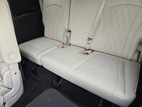 Certified 2024 Buick Enclave Avenir w/ Avenir Technology Package FWD image 30