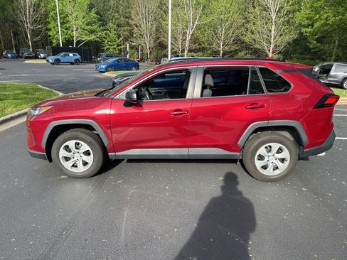 Used 2019 Toyota RAV4 LE image 8
