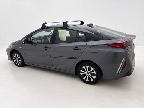 Used 2022 Toyota Prius Prime XLE FWD image 10