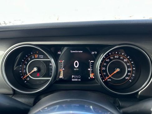 Used 2018 Jeep Wrangler Unlimited Sahara image 17