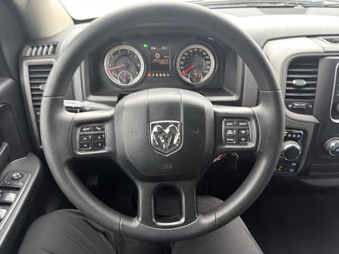 Used 2019 RAM 1500 Express image 19