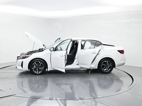 Used 2025 Nissan Sentra SV w/ All-Weather Package FWD image 29