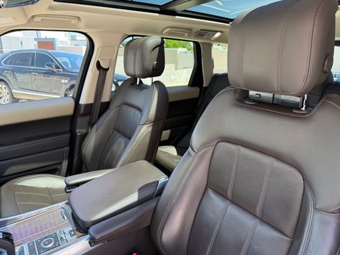 Used 2019 Land Rover Range Rover Sport HSE AWD/4WD image 15