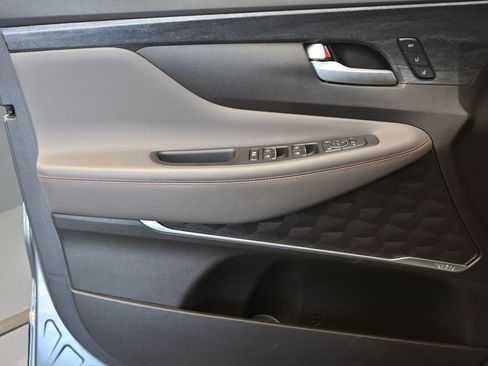 Used 2019 Hyundai Santa Fe FWD image 23