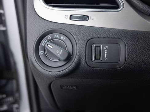 Used 2018 Dodge Journey Crossroad AWD/4WD image 36