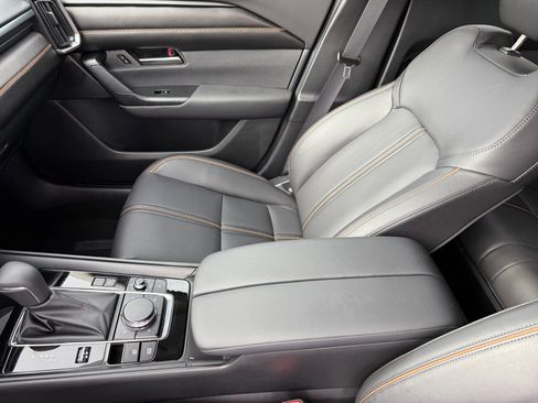 Certified 2025 MAZDA CX-50 2.5 Hybrid w/ Premium Plus Pkg image 14