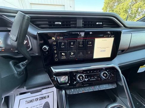 New 2026 GMC Sierra 2500 Denali Ultimate AWD/4WD image 19