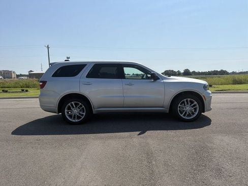 Used 2025 Dodge Durango GT AWD/4WD image 6