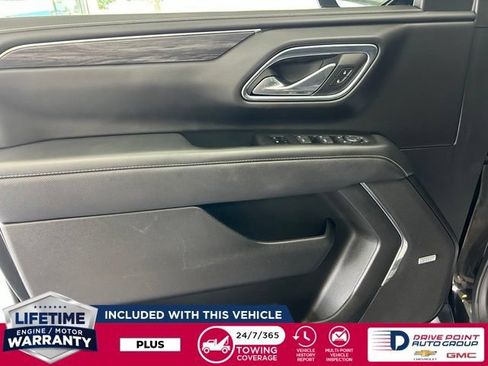 Used 2023 GMC Yukon XL SLT w/ SLT Premium Package AWD/4WD image 15
