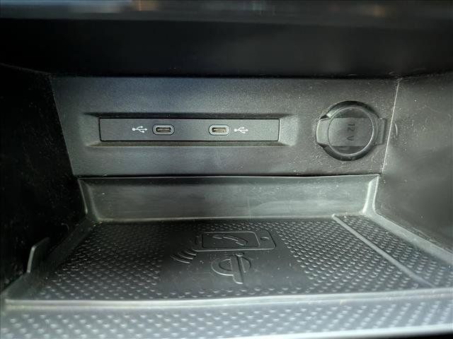 Certified 2023 Volkswagen Taos SE w/ Panoramic Sunroof Package FWD image 33