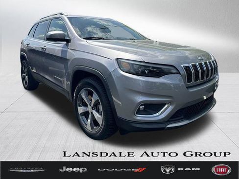Certified 2019 Jeep Cherokee Limited w/ Luxury Group AWD/4WD image 1