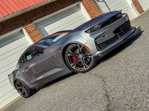 Used 2022 Chevrolet Camaro SS image 25