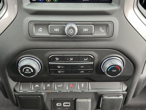 Used 2026 Chevrolet Silverado 1500 Custom AWD/4WD image 27
