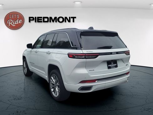 Used 2025 Jeep Grand Cherokee Summit AWD/4WD image 7