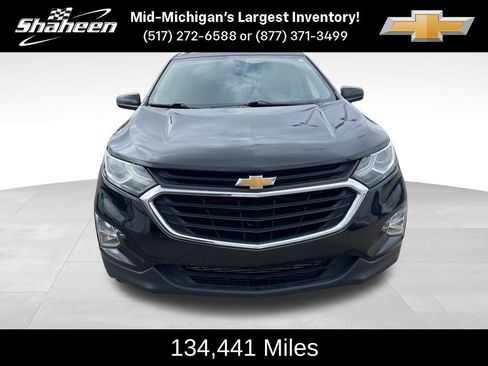Used 2018 Chevrolet Equinox LT w/ Sun & Infotainment Package image 2