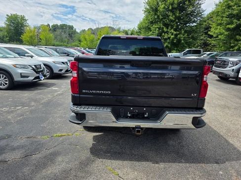 Used 2023 Chevrolet Silverado 1500 LT AWD/4WD image 3