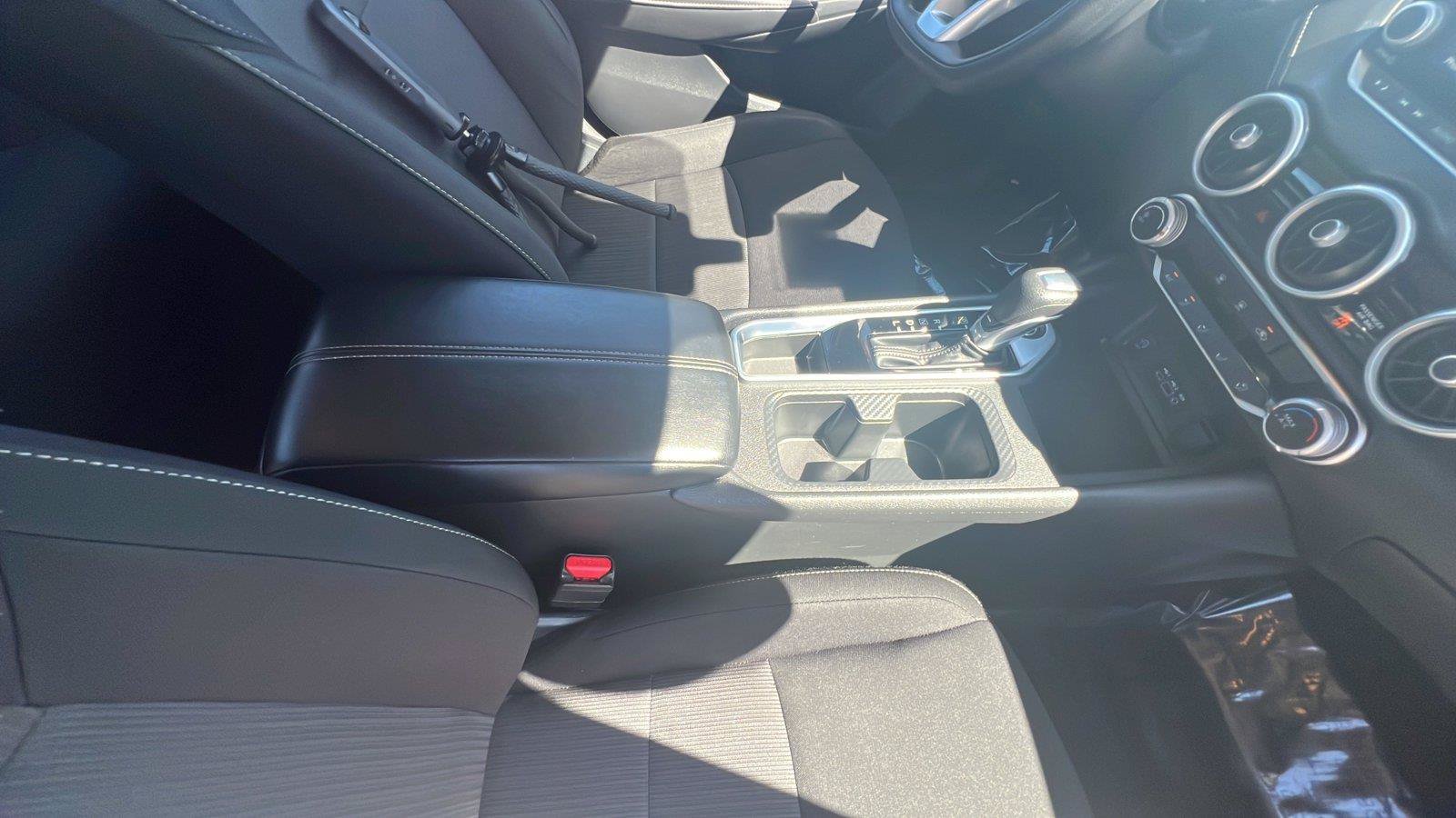 Used 2025 Nissan Sentra SV FWD image 21