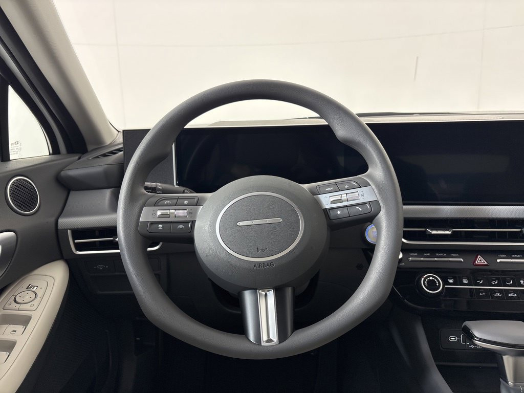 Certified 2026 Hyundai Sonata SE FWD image 20