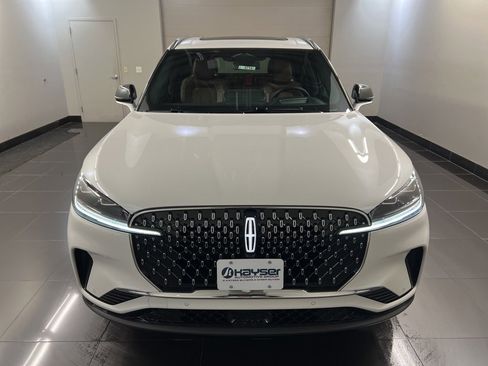 New 2026 Lincoln Aviator Reserve image 2