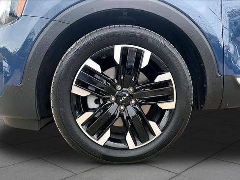 Used 2025 Kia Telluride SX AWD/4WD image 11