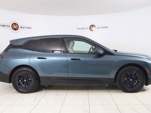 Used 2023 BMW iX xDrive50 w/ Convenience Package AWD/4WD image 2