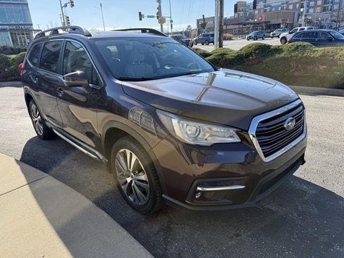 Used 2019 Subaru Ascent Limited w/ Popular Package #2A image 3