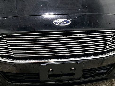 Used 2016 Ford Fusion SE image 30