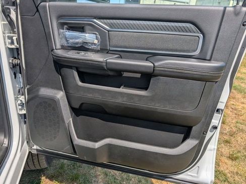New 2026 RAM 2500 Big Horn AWD/4WD image 30