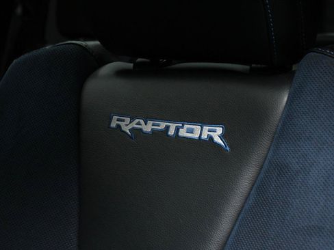 Used 2019 Ford F150 Raptor w/ Equipment Group 802A Luxury AWD/4WD image 23
