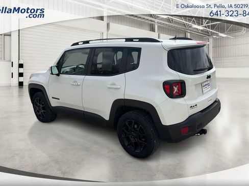 Used 2020 Jeep Renegade Altitude AWD/4WD image 5