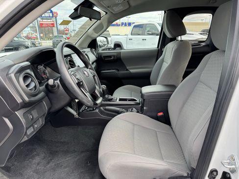 Used 2023 Toyota Tacoma SR image 26