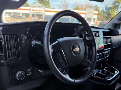 Used 2023 Chevrolet Express 2500 image 35