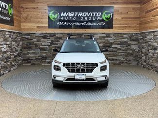 New 2026 Hyundai Venue SEL video 4