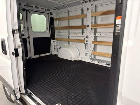 Used 2025 RAM ProMaster 2500 w/ U-Haul Equipment Group FWD image 23