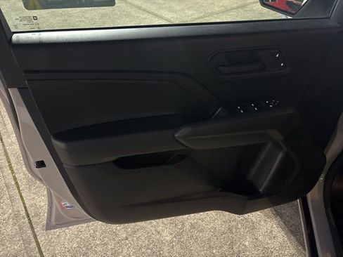 New 2026 Chevrolet Colorado Trail Boss w/ Off-Road Front Bumper Package AWD/4WD image 26