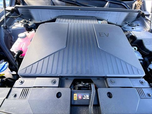 Used 2024 Hyundai Kona SEL image 28