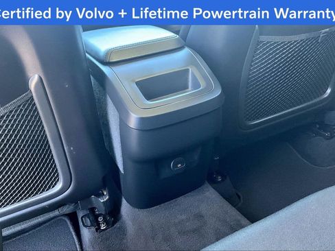 Used 2023 Volvo XC60 B5 Core image 30